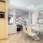 Basilica And Castle View Luxury Suite, Free Parking Reservation Needed
