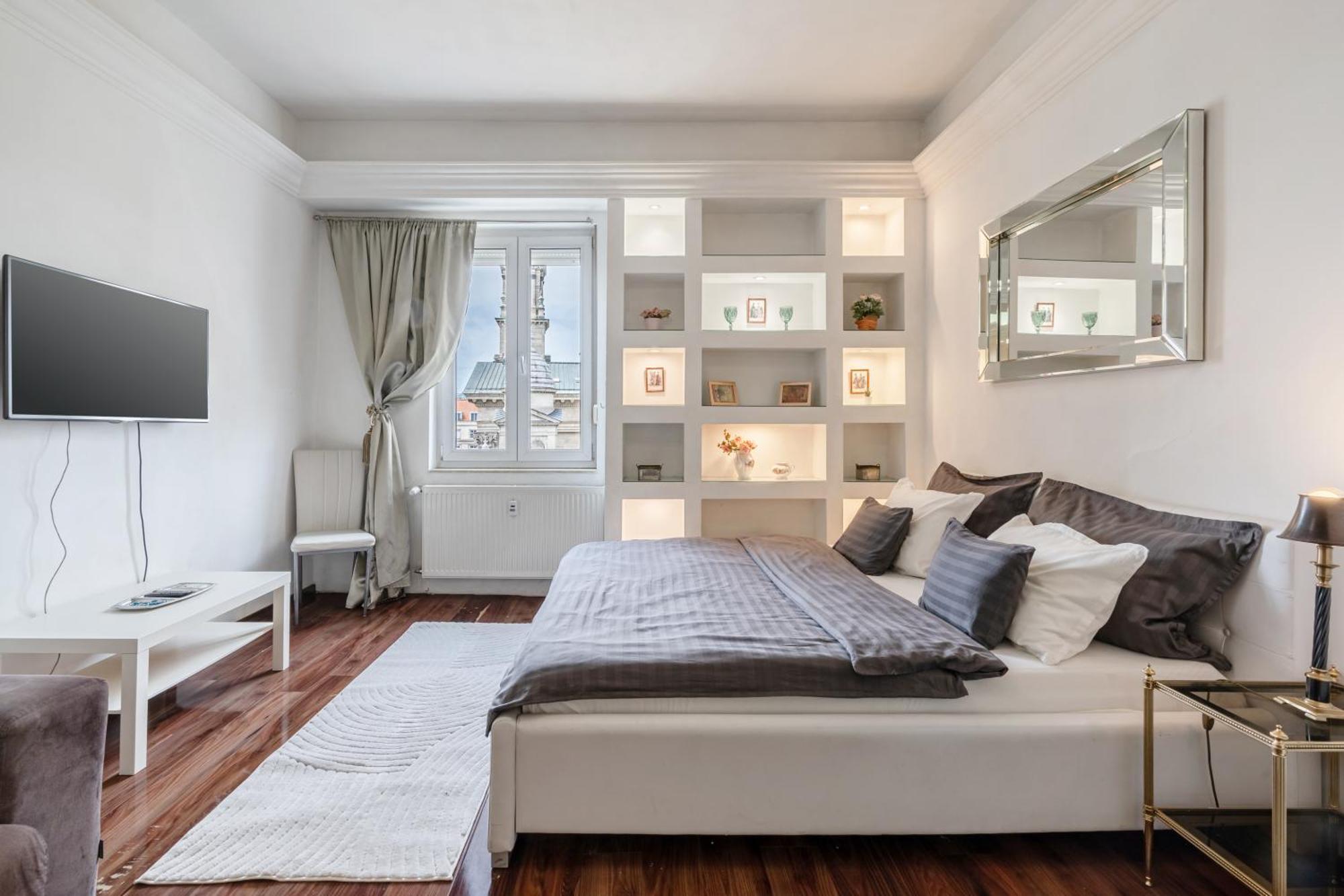 Apartment Amora Homes Basilica And Castle View Luxury Suite, Free Parking Reservation Needed Budapest