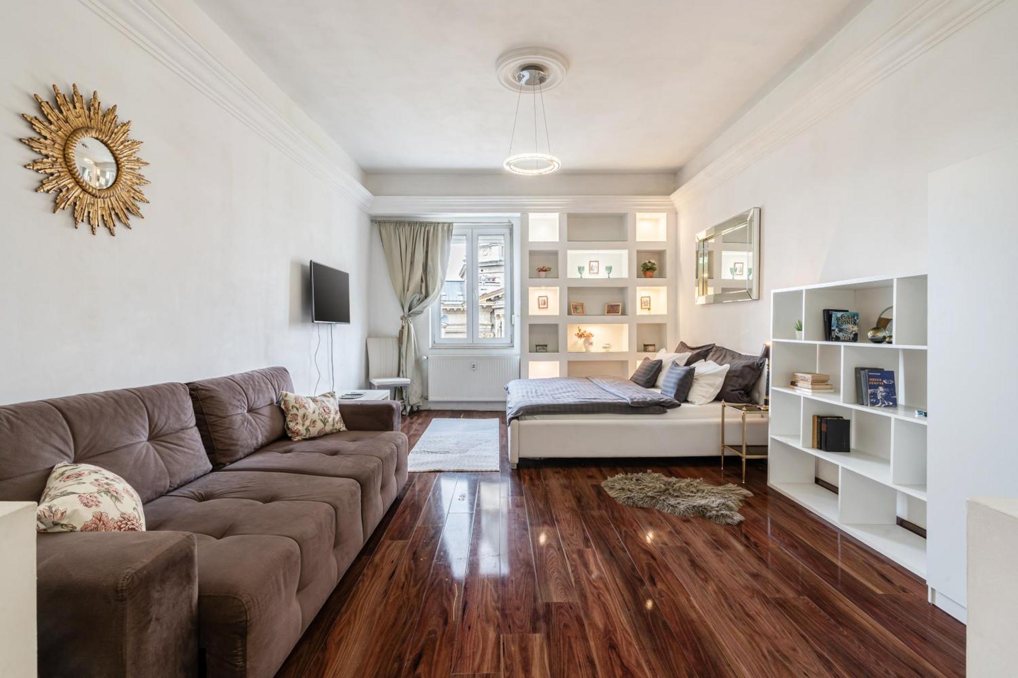 Apartament Amora Homes Basilica And Castle View Luxury Suite, Free Parking Reservation Needed