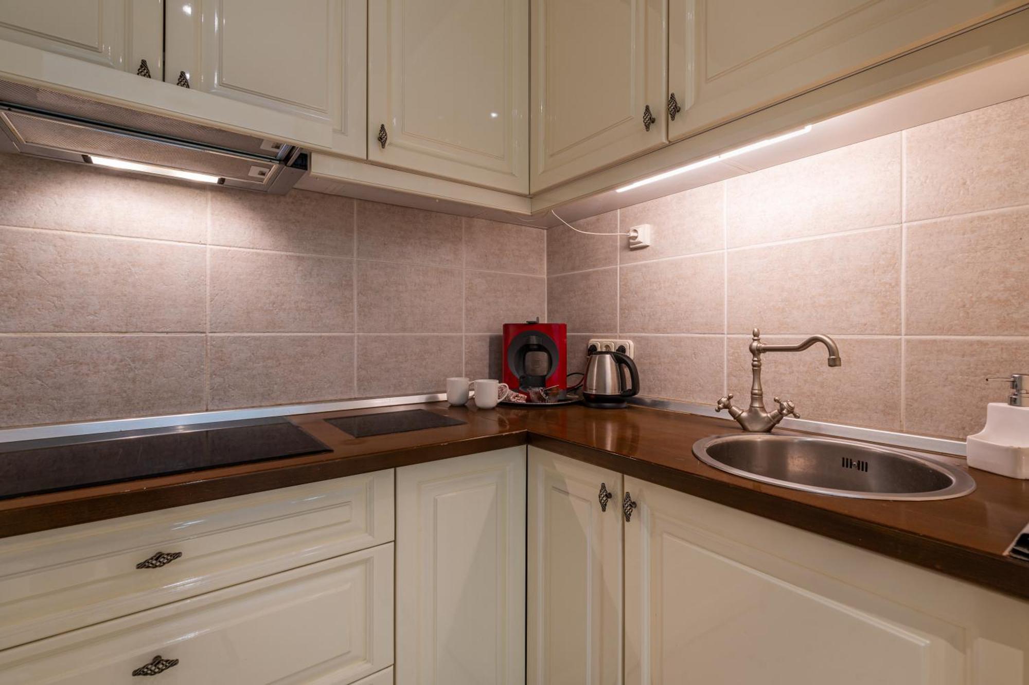Apartament Amora Homes Basilica And Castle View Luxury Suite, Free Parking Reservation Needed *